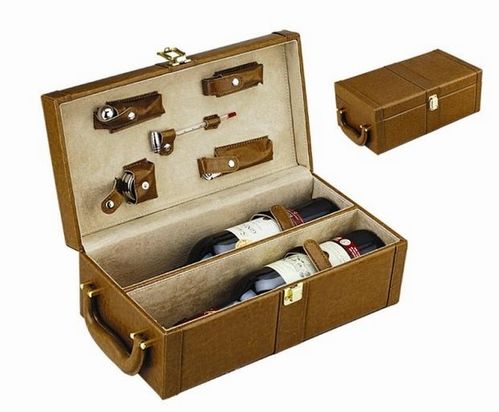 鼎正皮具酒盒 匠心工艺与店铺美学